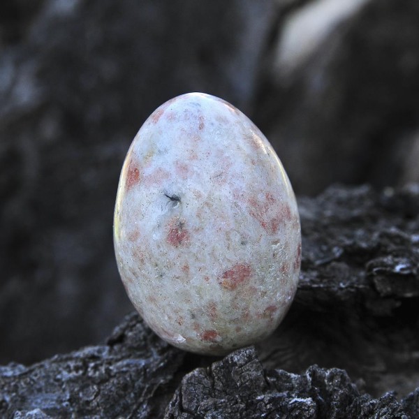 Yoni egg ηλιόλιθος