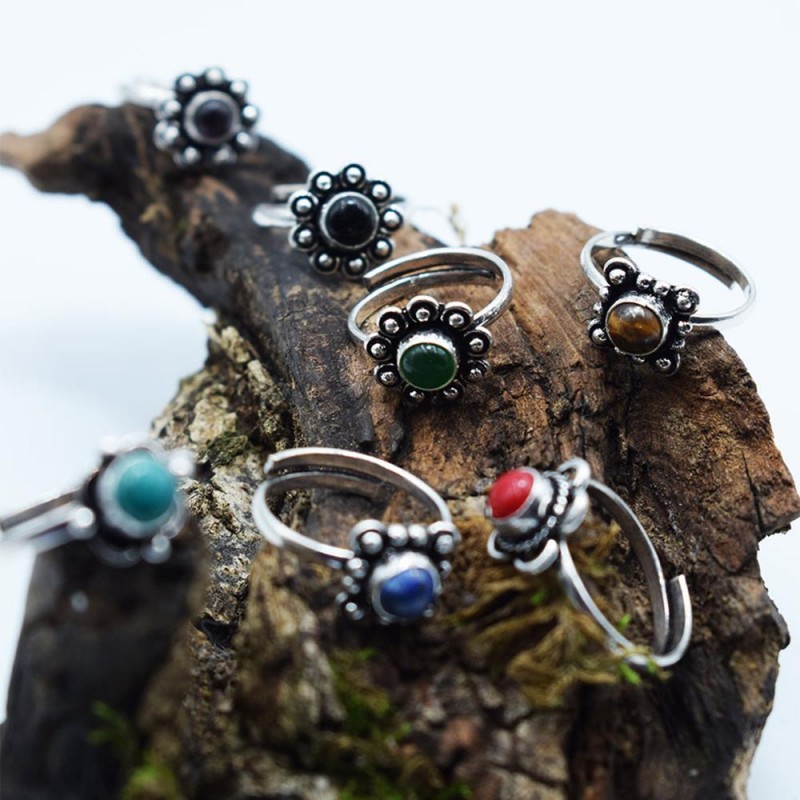 Δαχτυλίδι άσπρο μέταλλο πράσινος αχάτης μαργαρίτα
