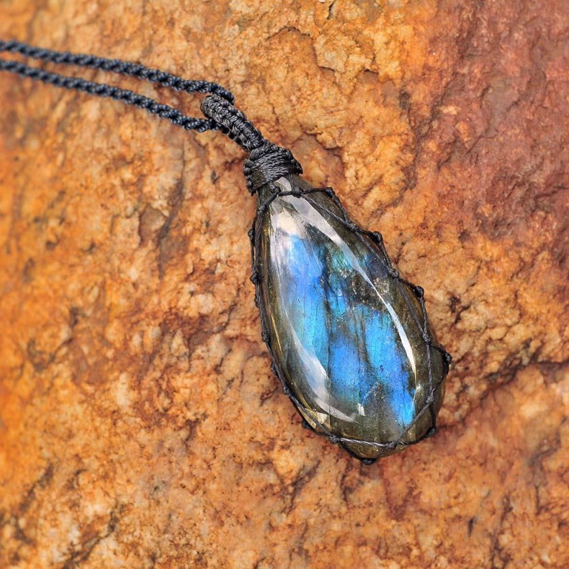 Kρύσταλλος λαιμού μακραμέ λαβραδορίτης 