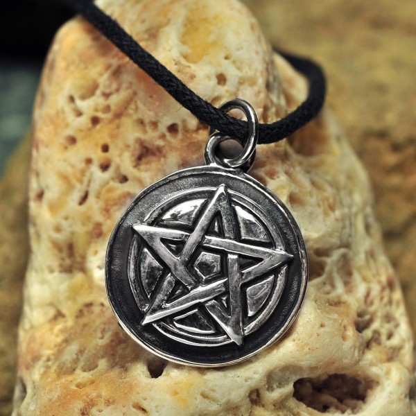 Κρεμαστό λαιμού ασημένιο πεντάλφα 1